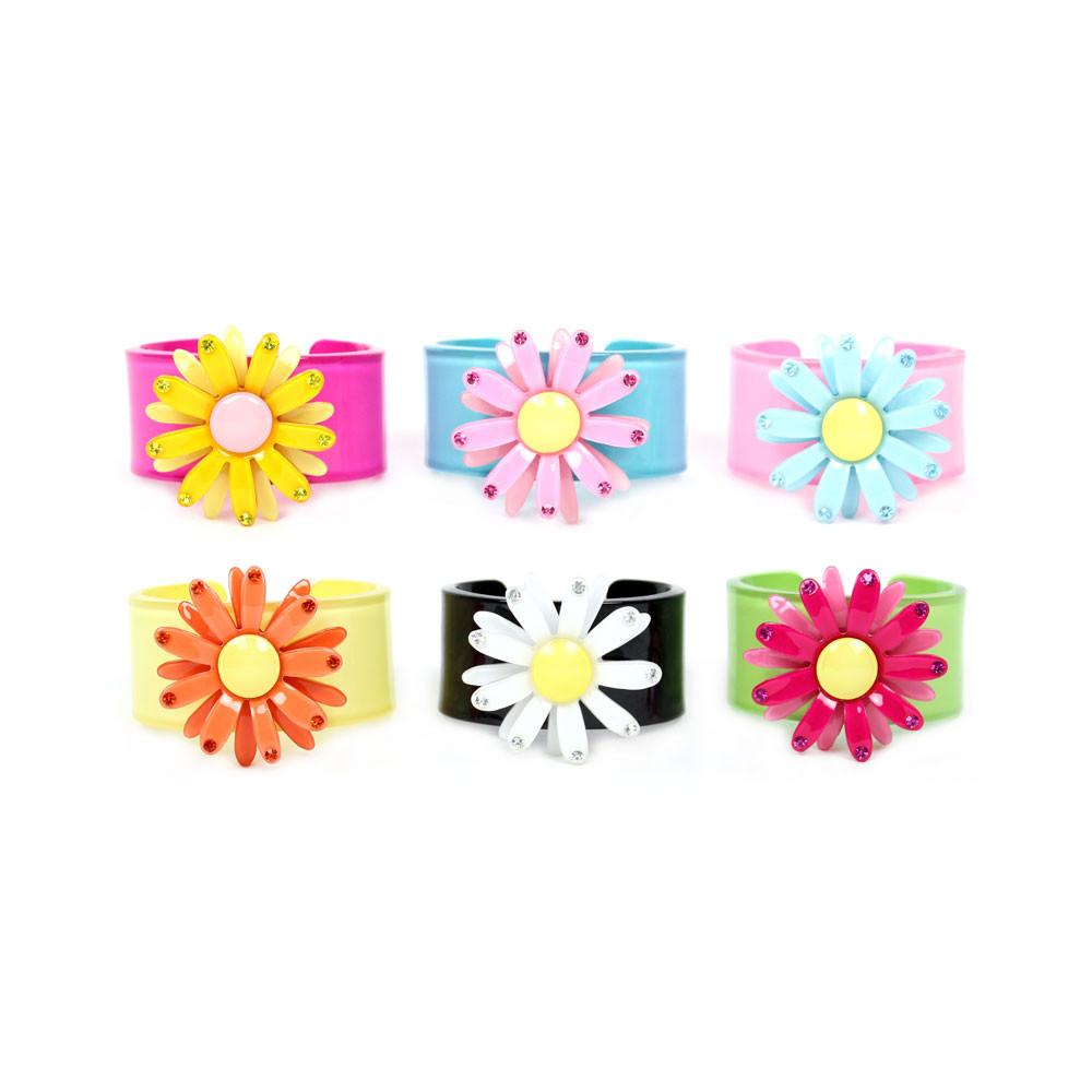 Apple Pie Jewellery Daisy Cuff